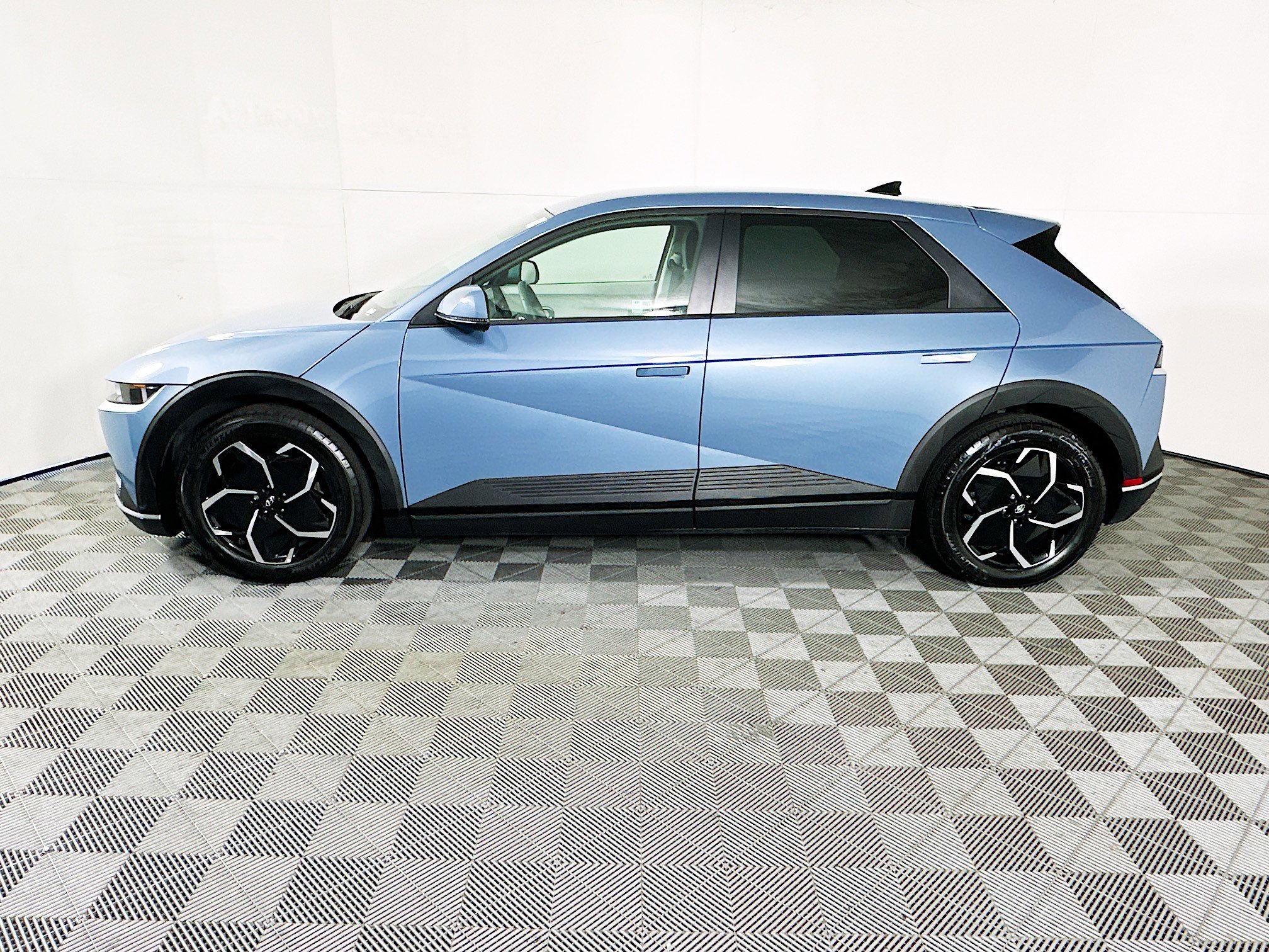 Used 2024 Hyundai Ioniq 5 SEL RWD image 6