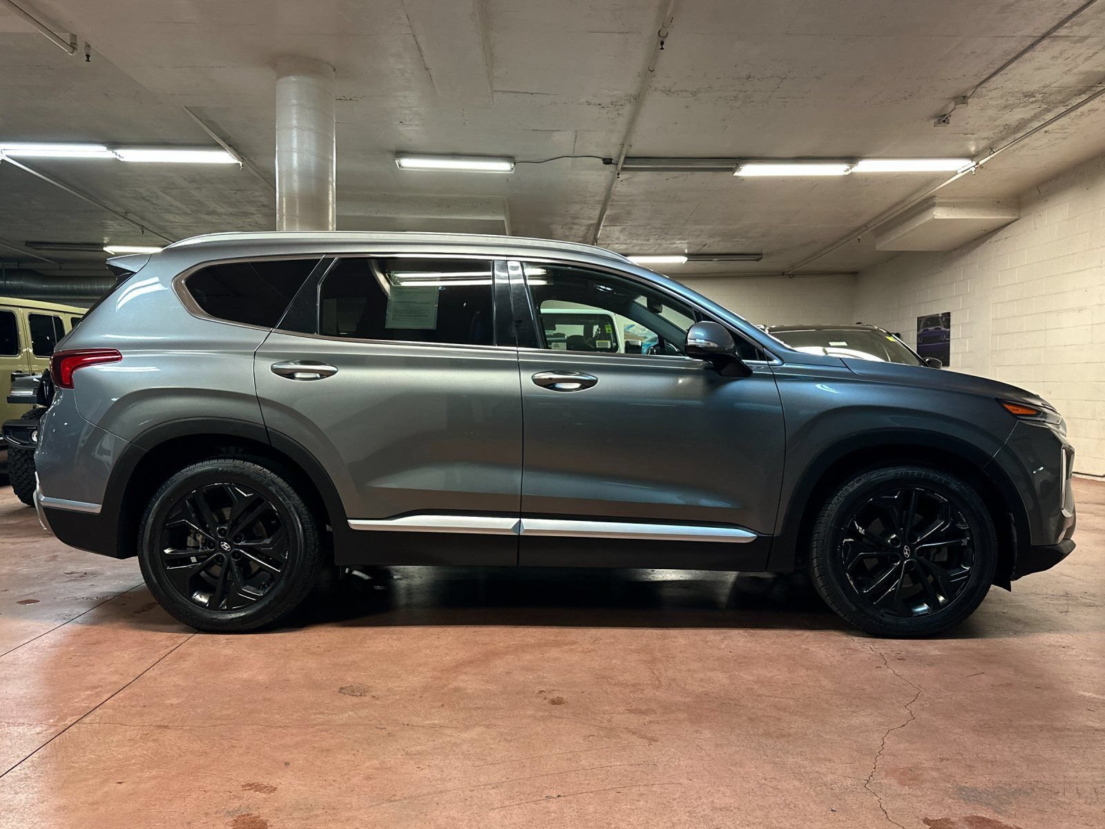 Used 2019 Hyundai Santa Fe Limited FWD image 6
