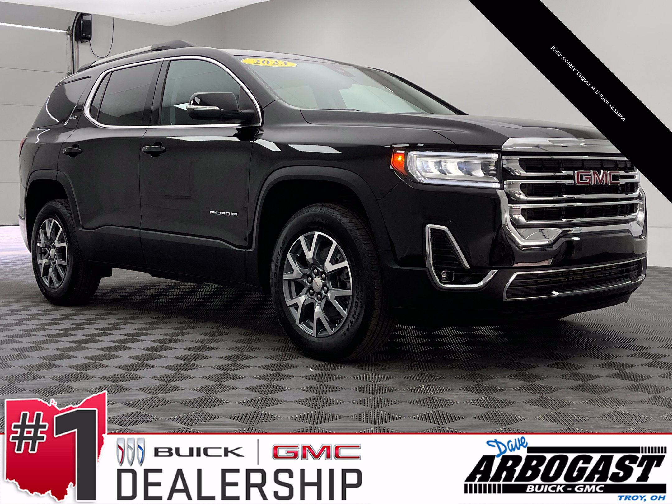 Used 2023 GMC Acadia SLT FWD image 1