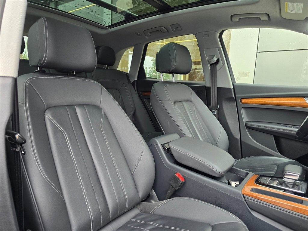 Used 2023 Audi Q5 2.0T Premium Plus image 31