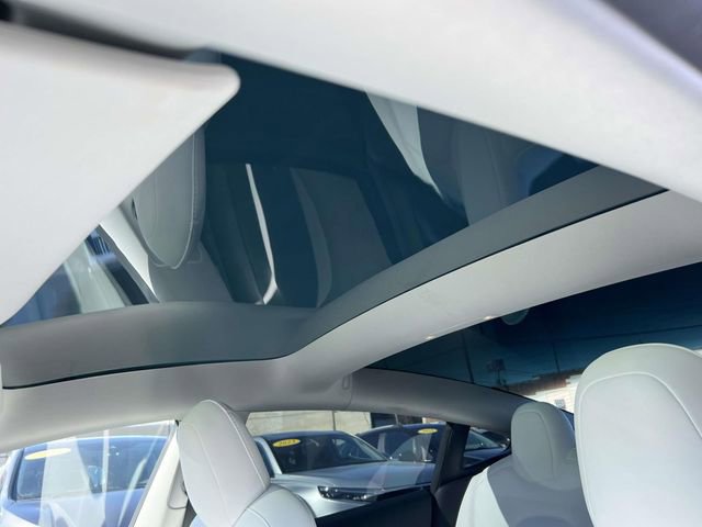 Used 2022 Tesla Model 3 Performance image 20