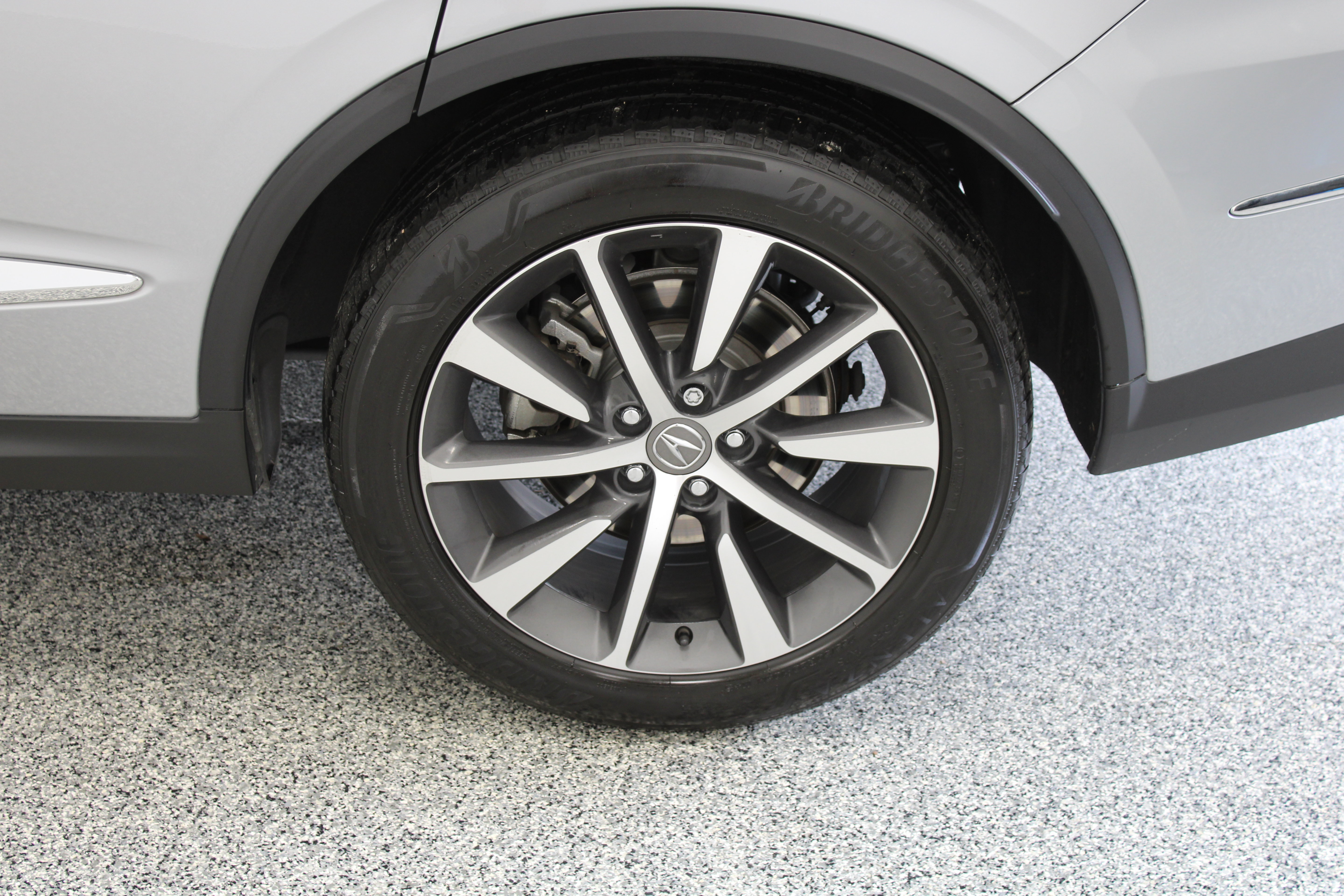Used 2025 Acura MDX w/ Technology Package AWD/4WD image 10