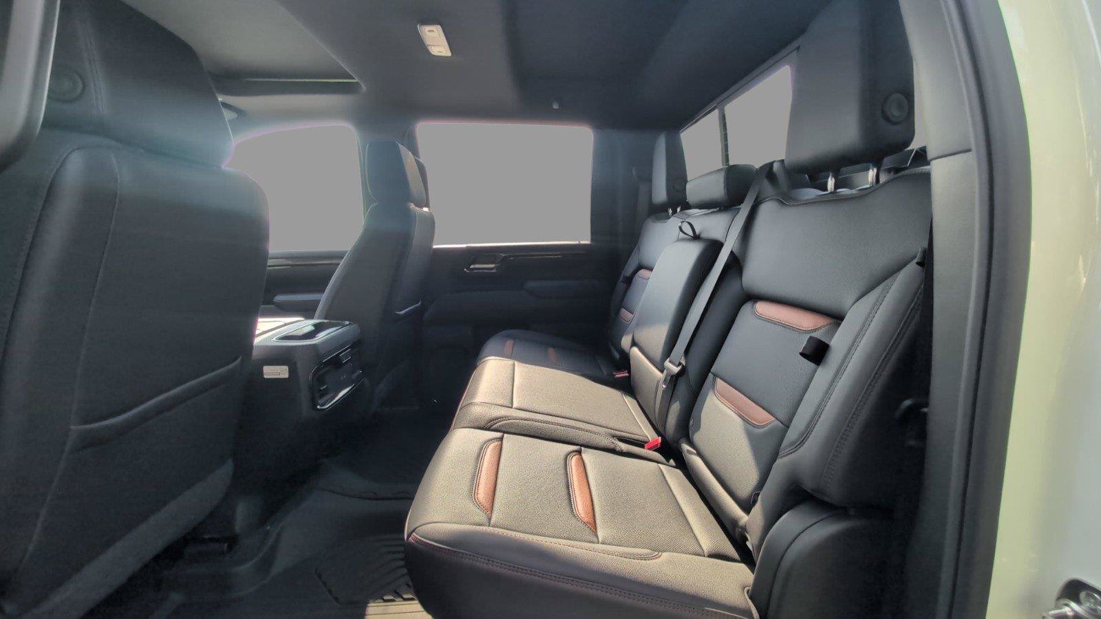 New 2026 GMC Sierra 2500 AT4 w/ AT4 Premium Plus Package AWD/4WD image 35