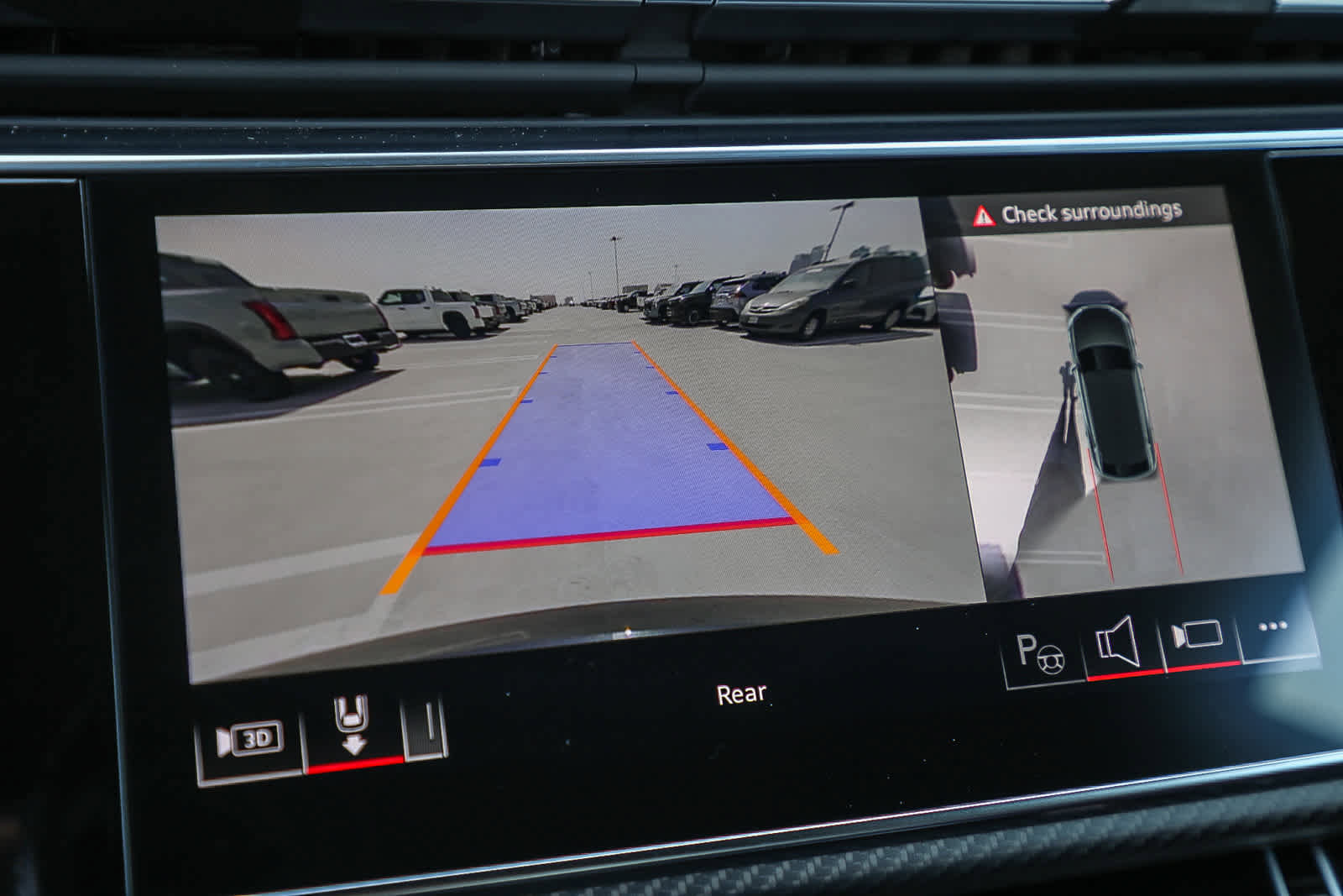 New 2025 Audi RS Q8 performance image 28