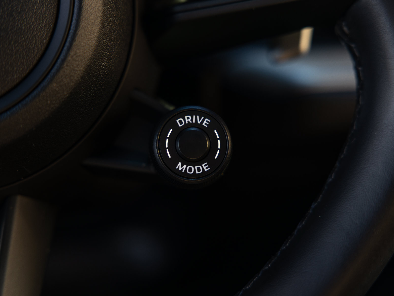 Certified 2024 Porsche Cayenne Coupe AWD/4WD image 55