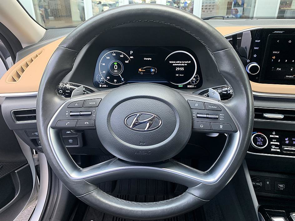 Used 2022 Hyundai Sonata Limited FWD image 12