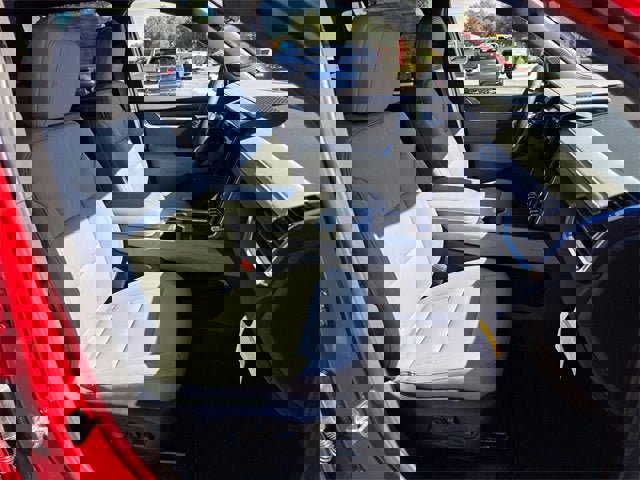 New 2026 GMC Acadia Elevation image 17