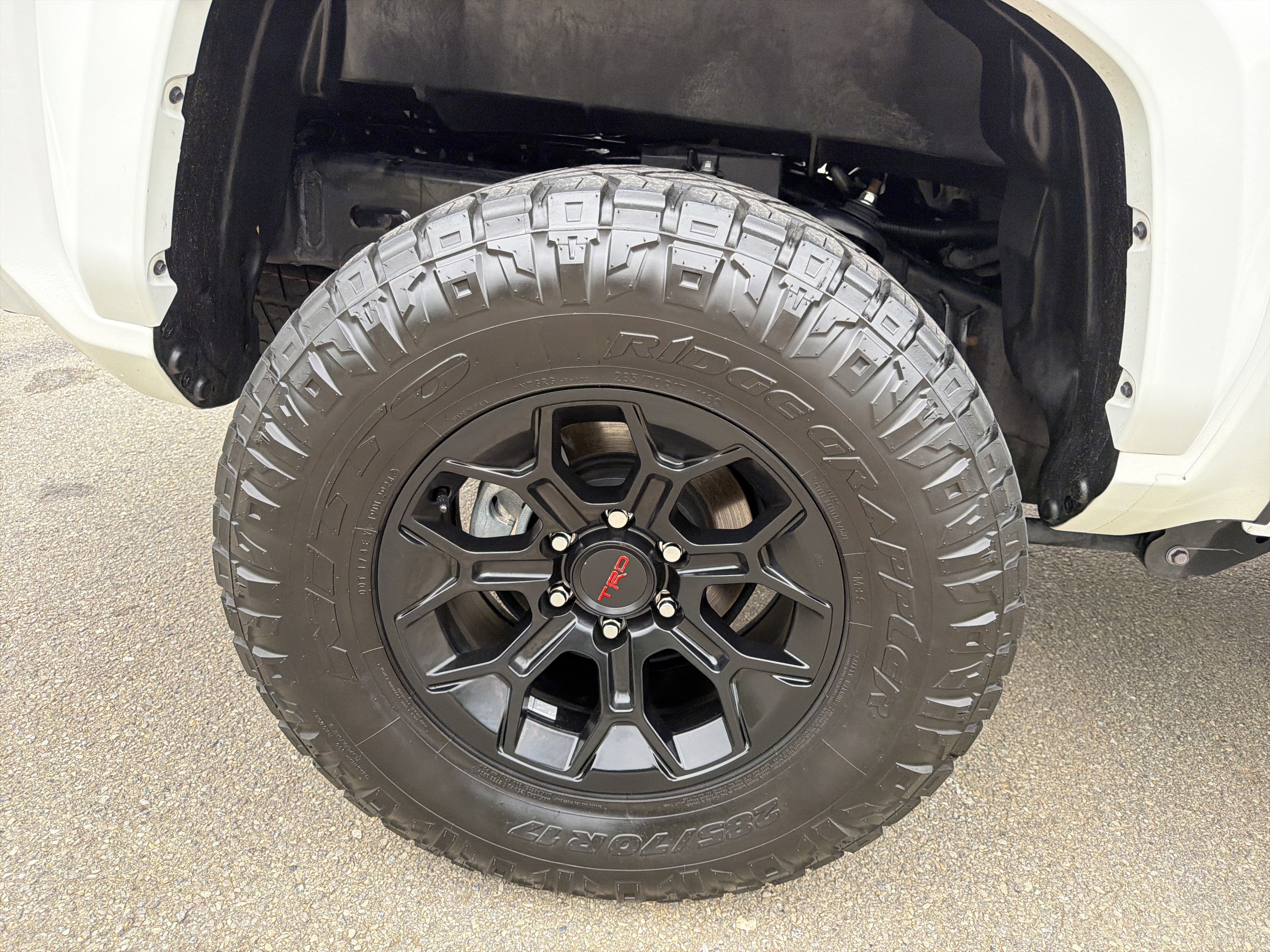 Used 2024 Toyota Tacoma TRD Sport RWD image 17