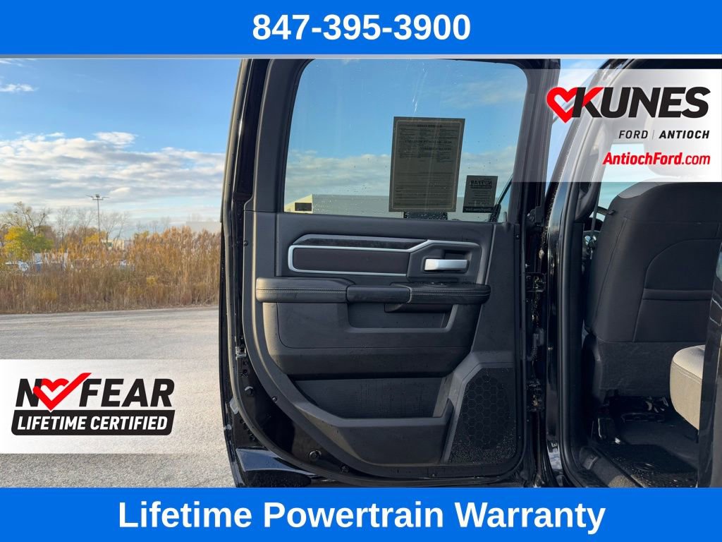 Used 2024 RAM 2500 Big Horn w/ Bed Utility Group image 19