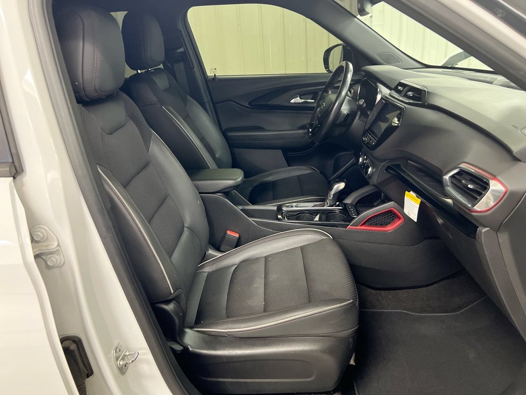 Used 2021 Chevrolet TrailBlazer RS w/ Convenience Package FWD image 20
