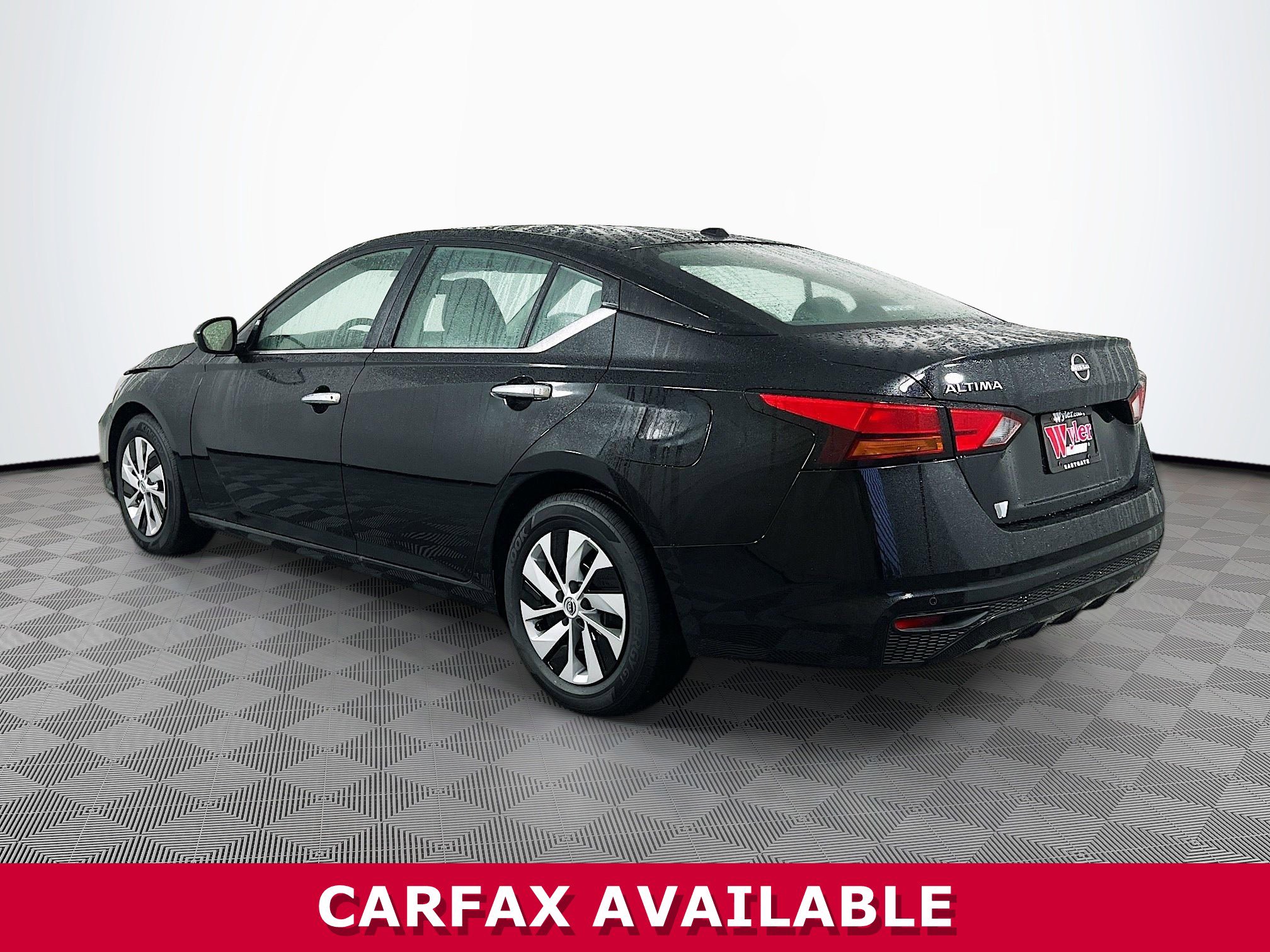 Used 2025 Nissan Altima 2.5 S image 28