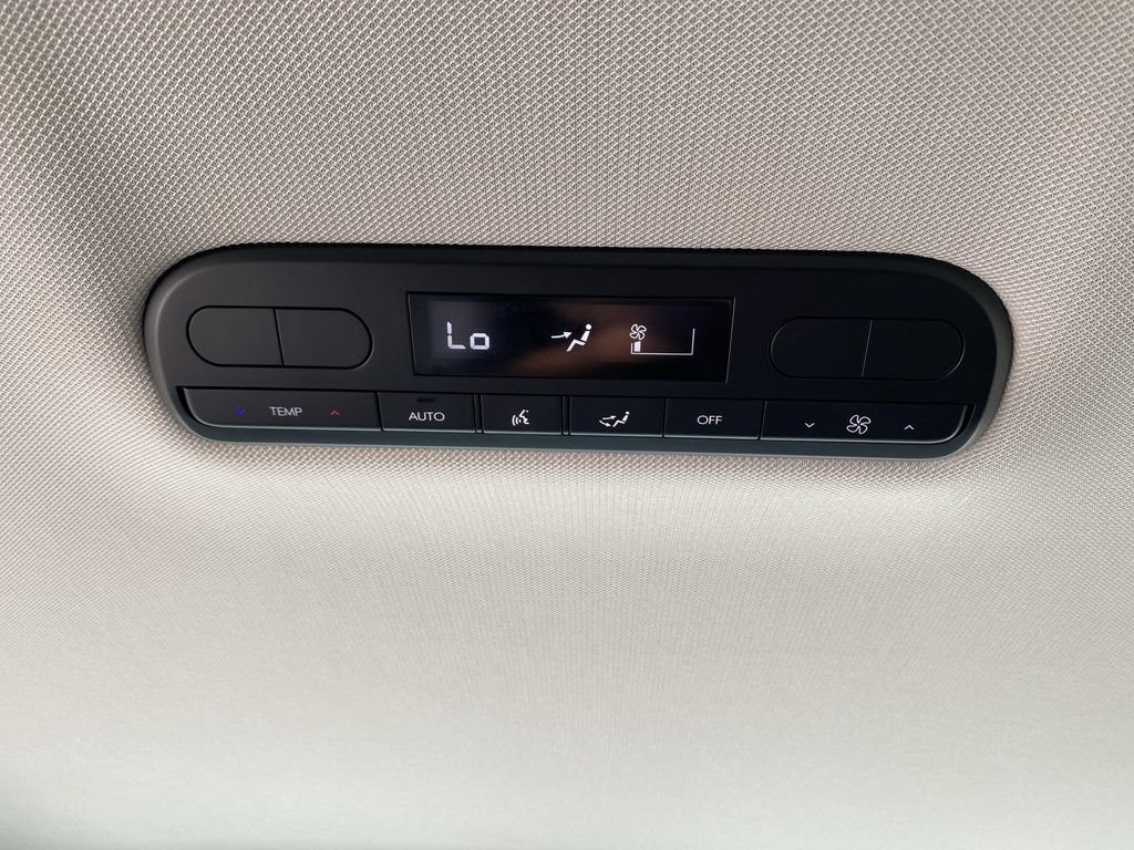 Certified 2026 Hyundai Palisade SEL AWD/4WD image 33