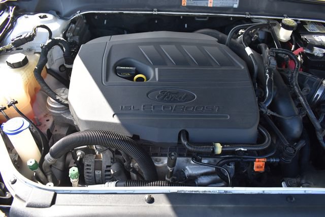Used 2017 Ford Fusion SE FWD image 32