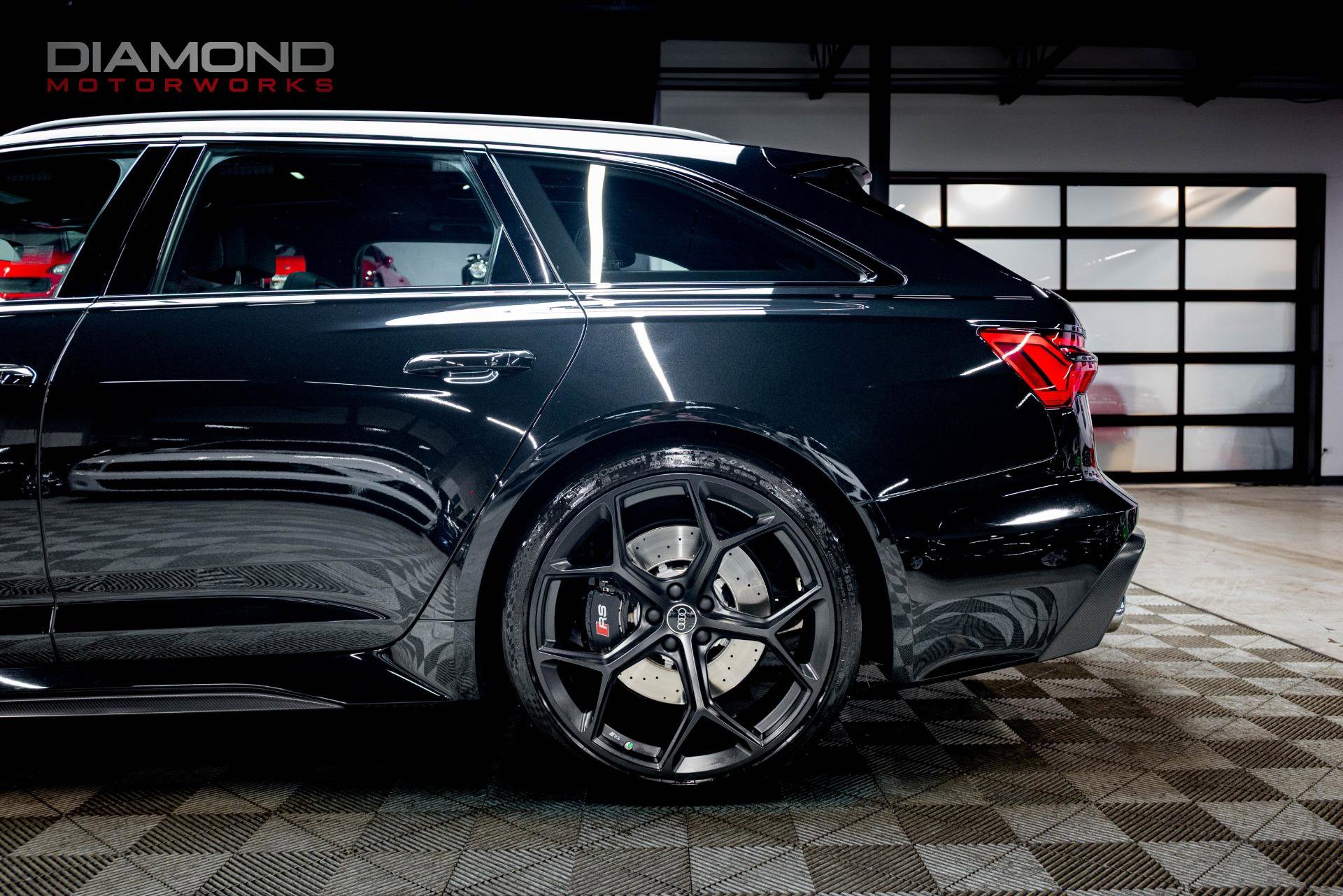 Used 2024 Audi RS 6 performance image 12