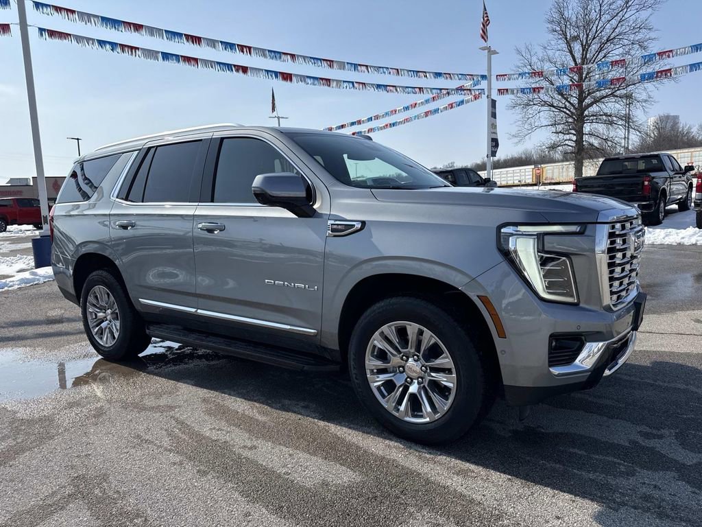 Used 2025 GMC Yukon Denali AWD/4WD image 7