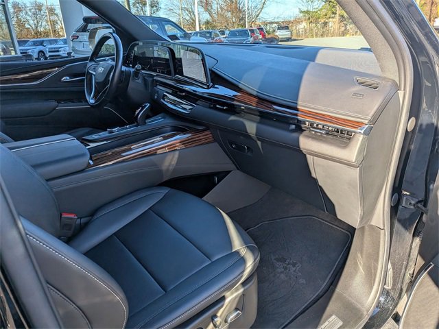 Used 2022 Cadillac Escalade ESV Luxury image 37