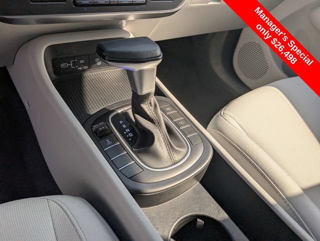 Certified 2025 Hyundai Kona SEL AWD/4WD image 20