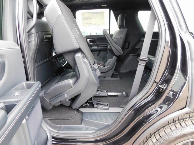New 2026 Ford Expedition Platinum w/ Stealth Appearance Package image 37
