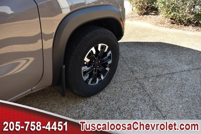 Used 2024 Nissan Frontier PRO-4X w/ Technology Package image 12