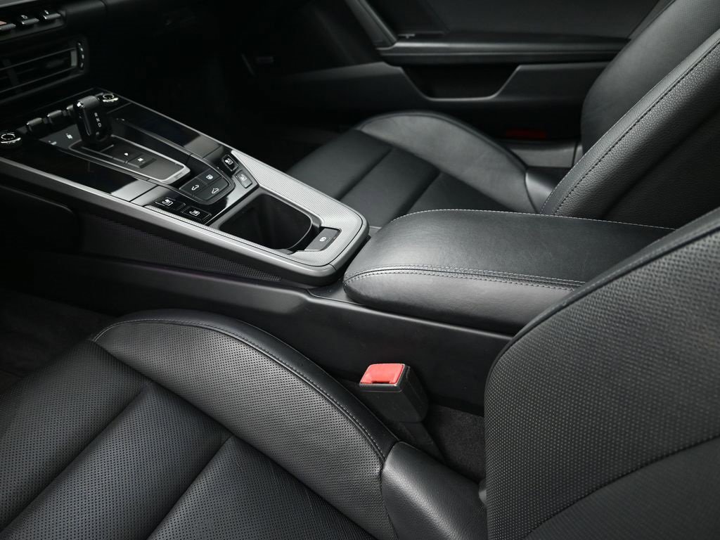 Certified 2021 Porsche 911 Carrera image 20