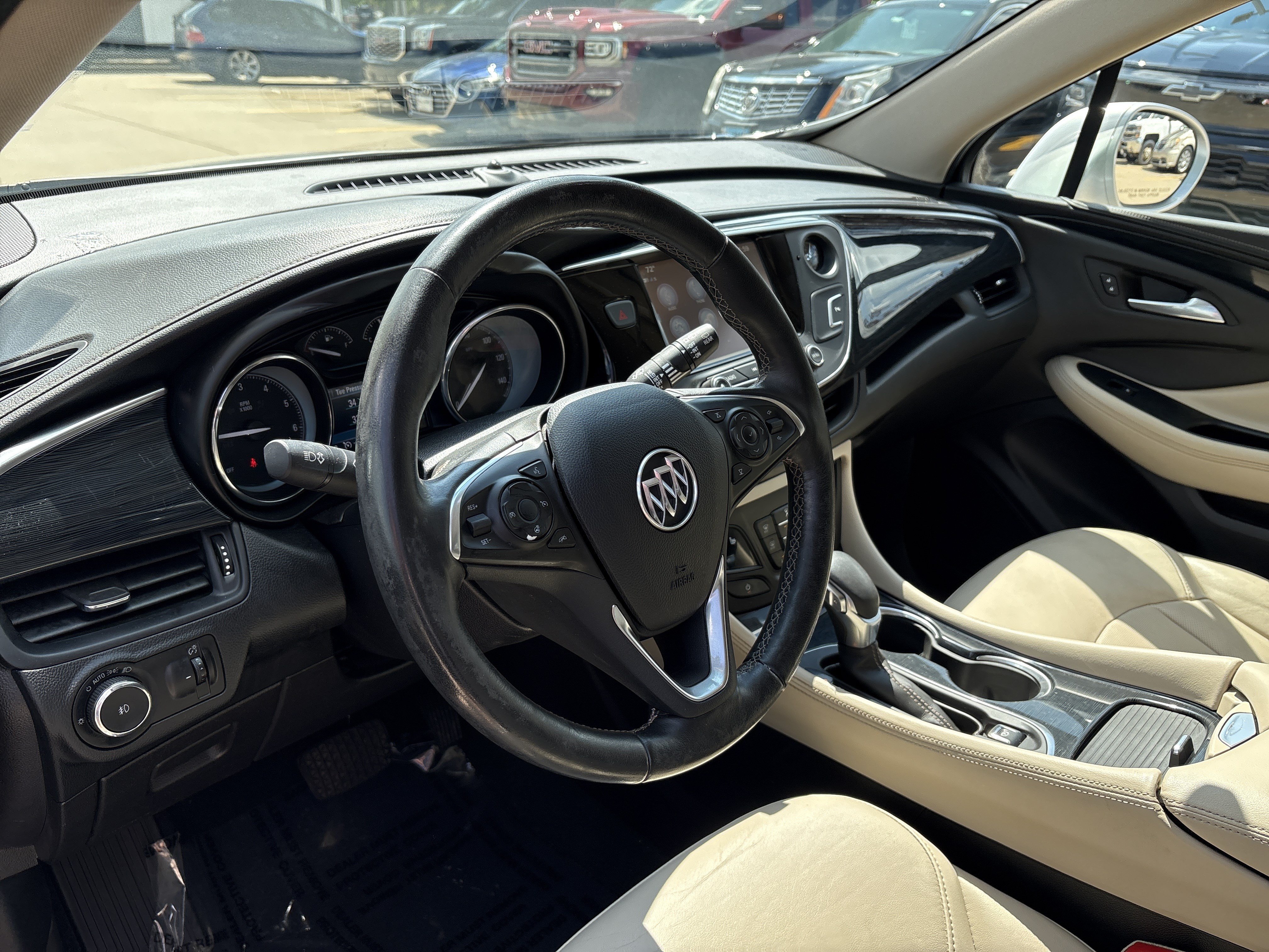 Used 2017 Buick Envision Essence FWD image 24