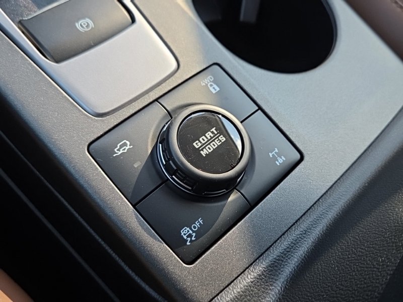 New 2026 Ford Bronco Sport Outer Banks w/ Sasquatch Outer Banks Package AWD/4WD image 34