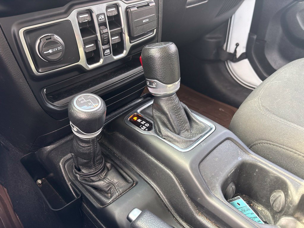 Used 2023 Jeep Gladiator Sport AWD/4WD image 26