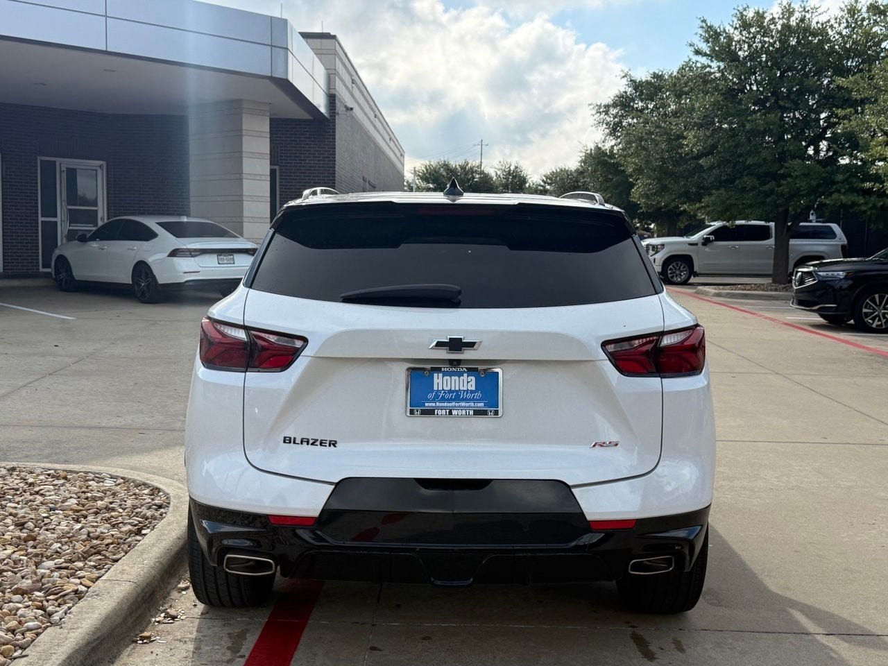 Used 2022 Chevrolet Blazer RS w/ Enhanced Convenience Package FWD image 4