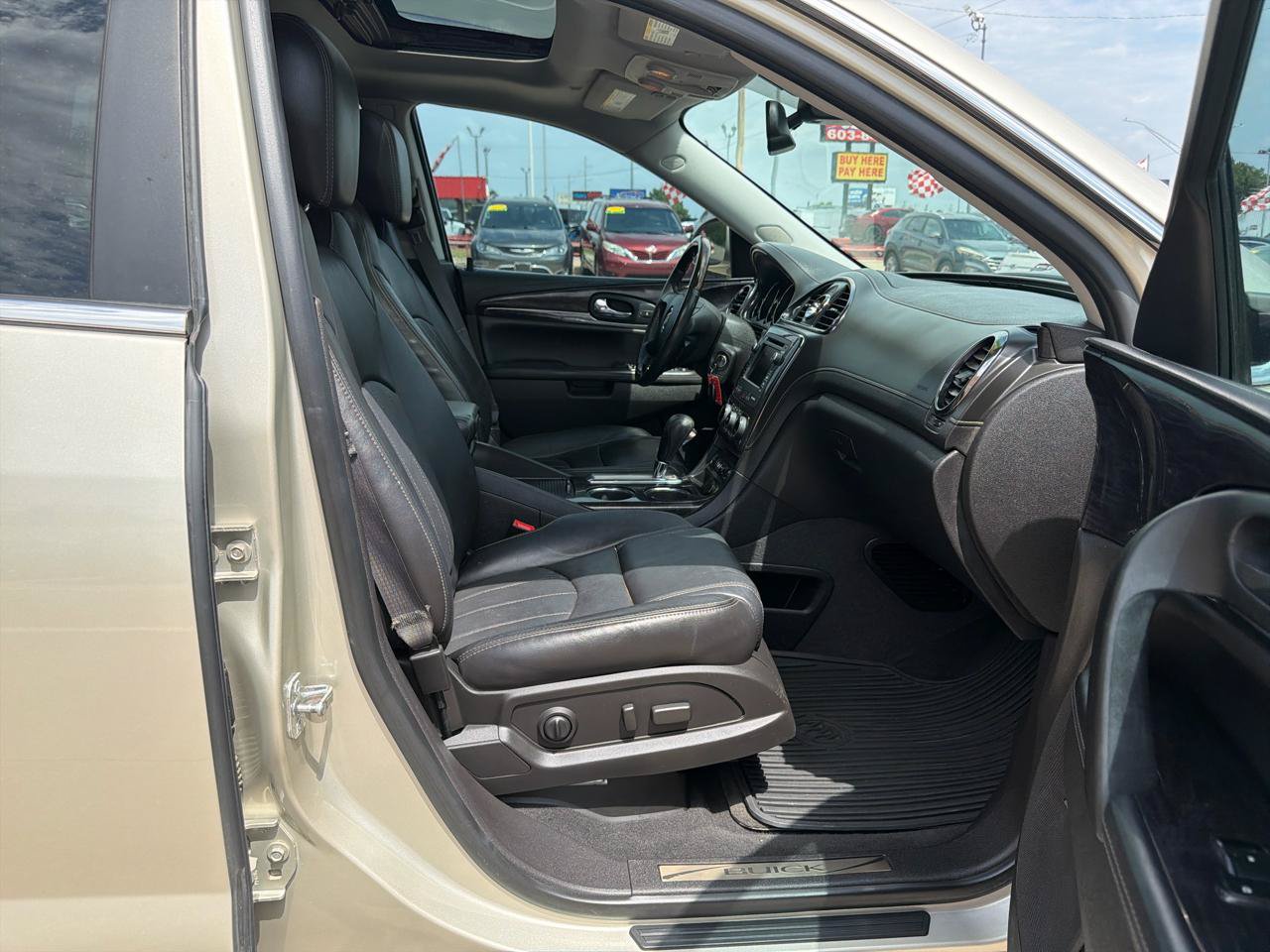 Used 2015 Buick Enclave Premium w/ Experience Buick Package FWD image 24