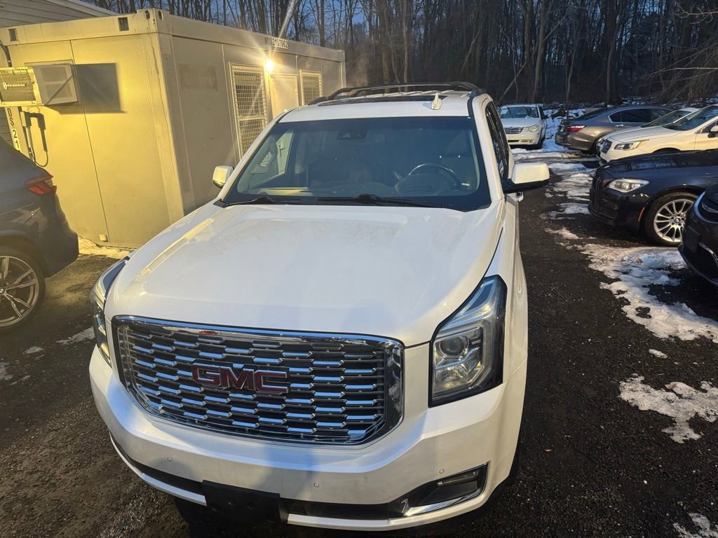 Used 2019 GMC Yukon Denali w/ Denali Ultimate Package image 16
