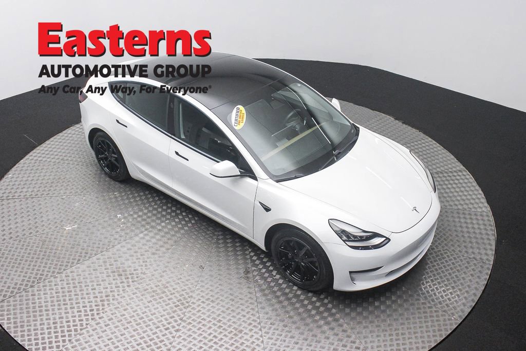 Used 2021 Tesla Model 3 Standard Range Plus RWD image 3