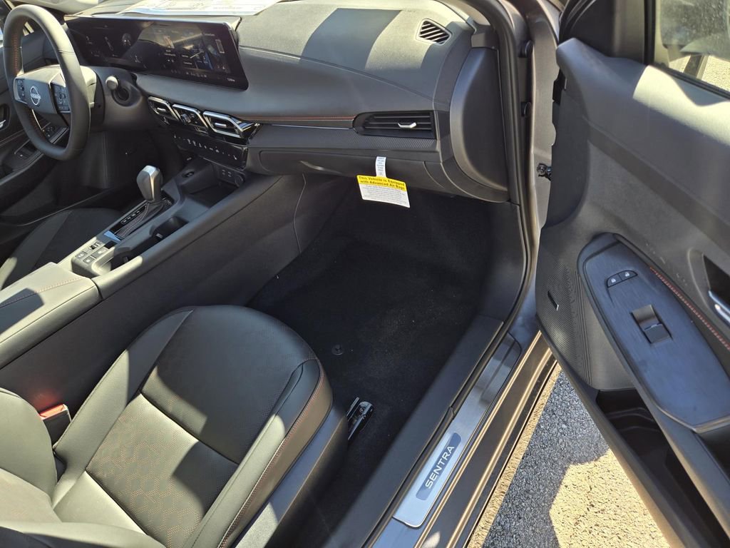 New 2026 Nissan Sentra SR w/ SR Premium Package FWD image 7
