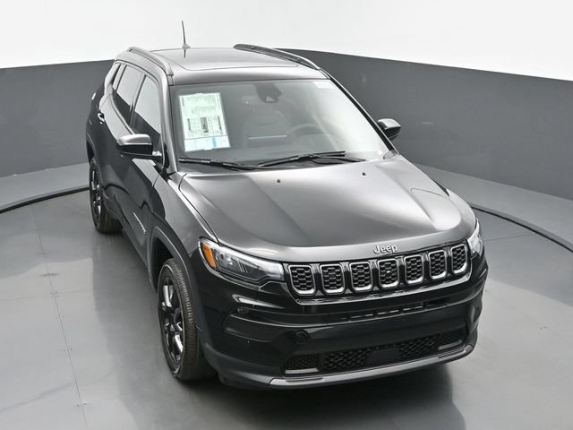 New 2025 Jeep Compass Latitude w/ Sun & Sound Group AWD/4WD image 45