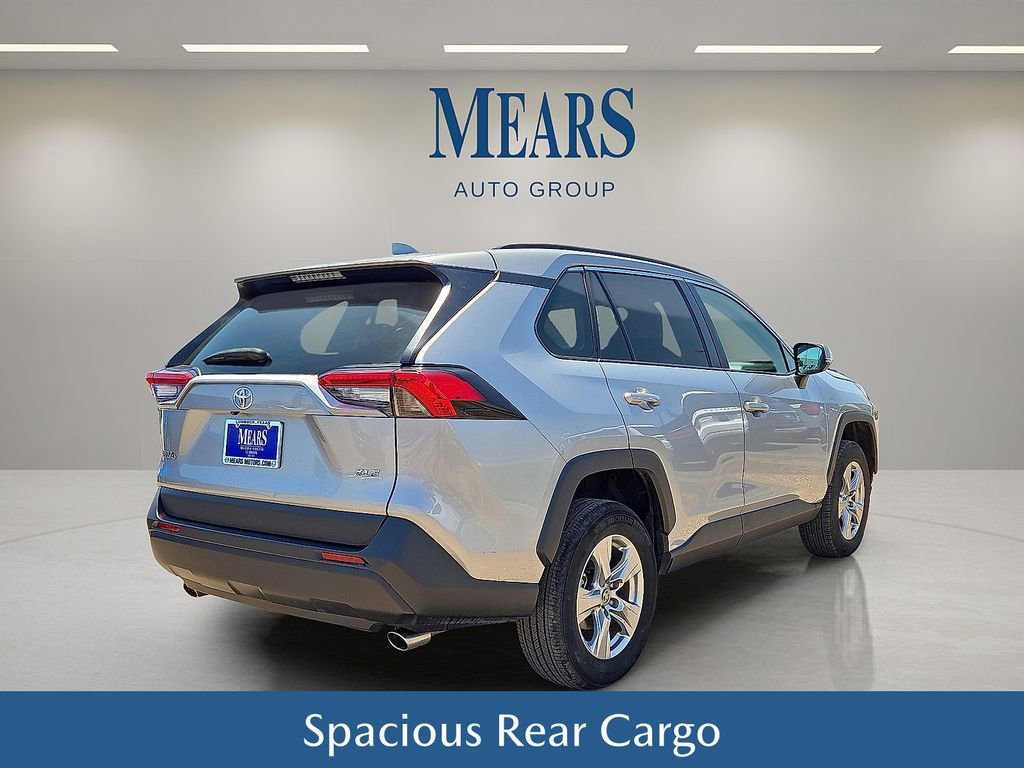Used 2023 Toyota RAV4 XLE image 6
