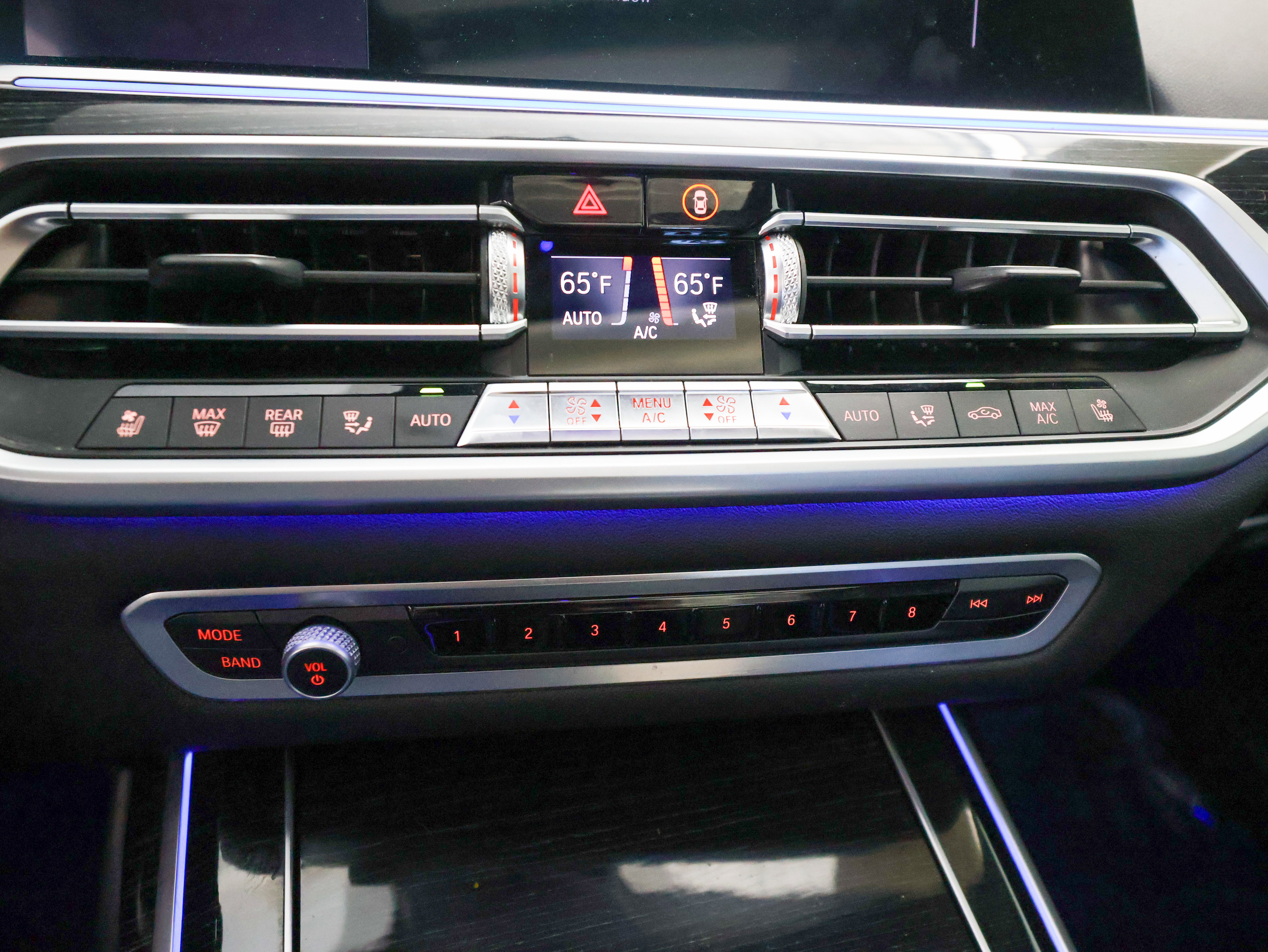 Used 2021 BMW X7 M50i image 43