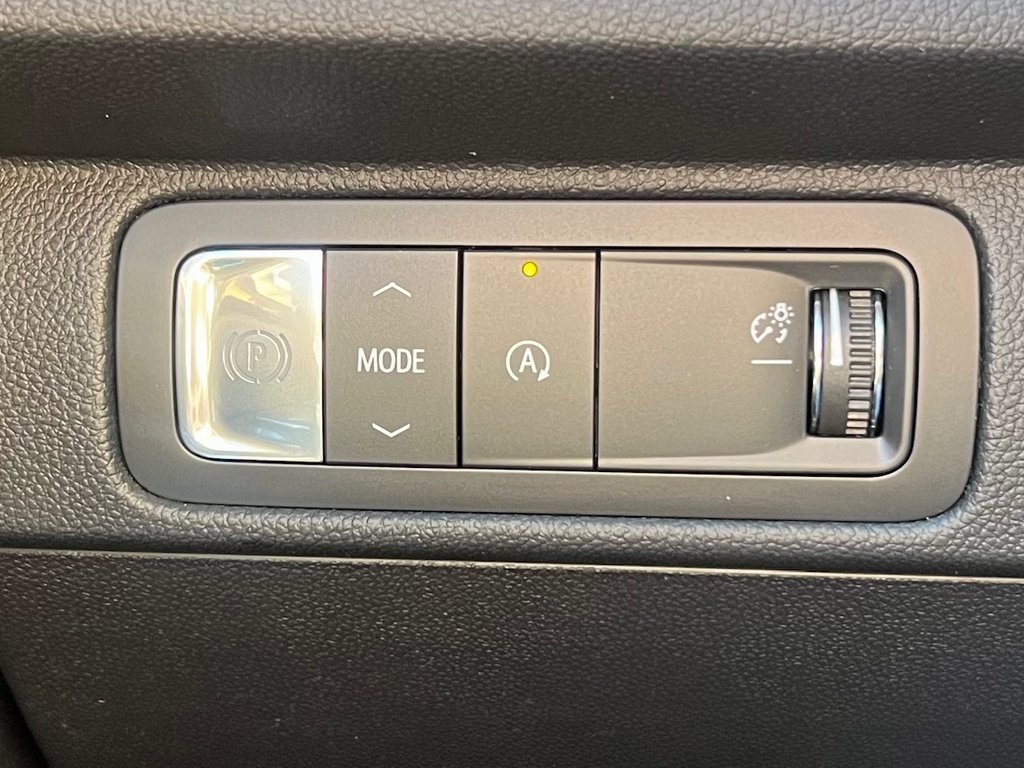 New 2026 Chevrolet Traverse High Country image 8