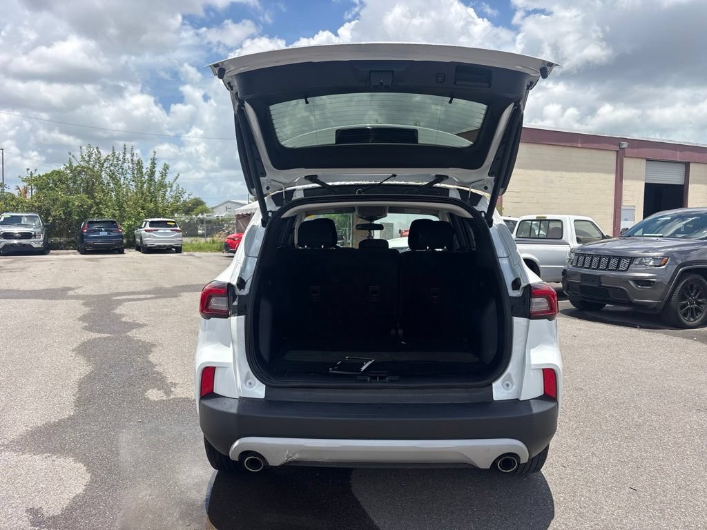Used 2023 Ford Escape Active FWD image 13