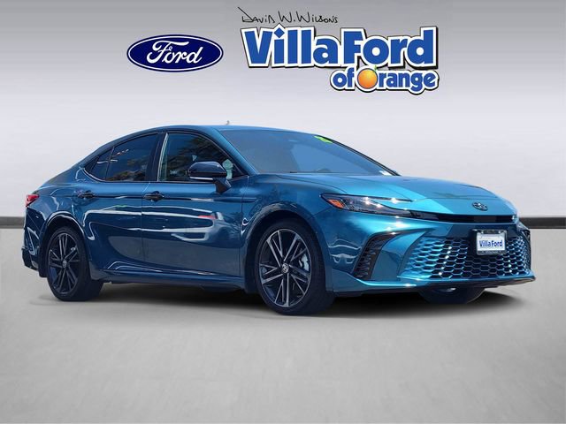Used 2025 Toyota Camry XSE FWD image 1