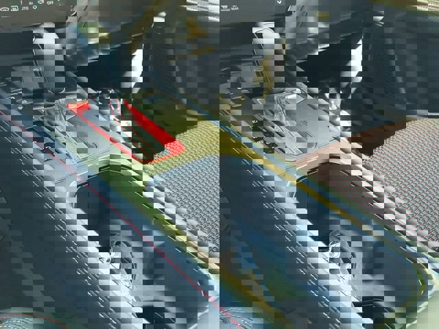 New 2025 Nissan Kicks SR image 11