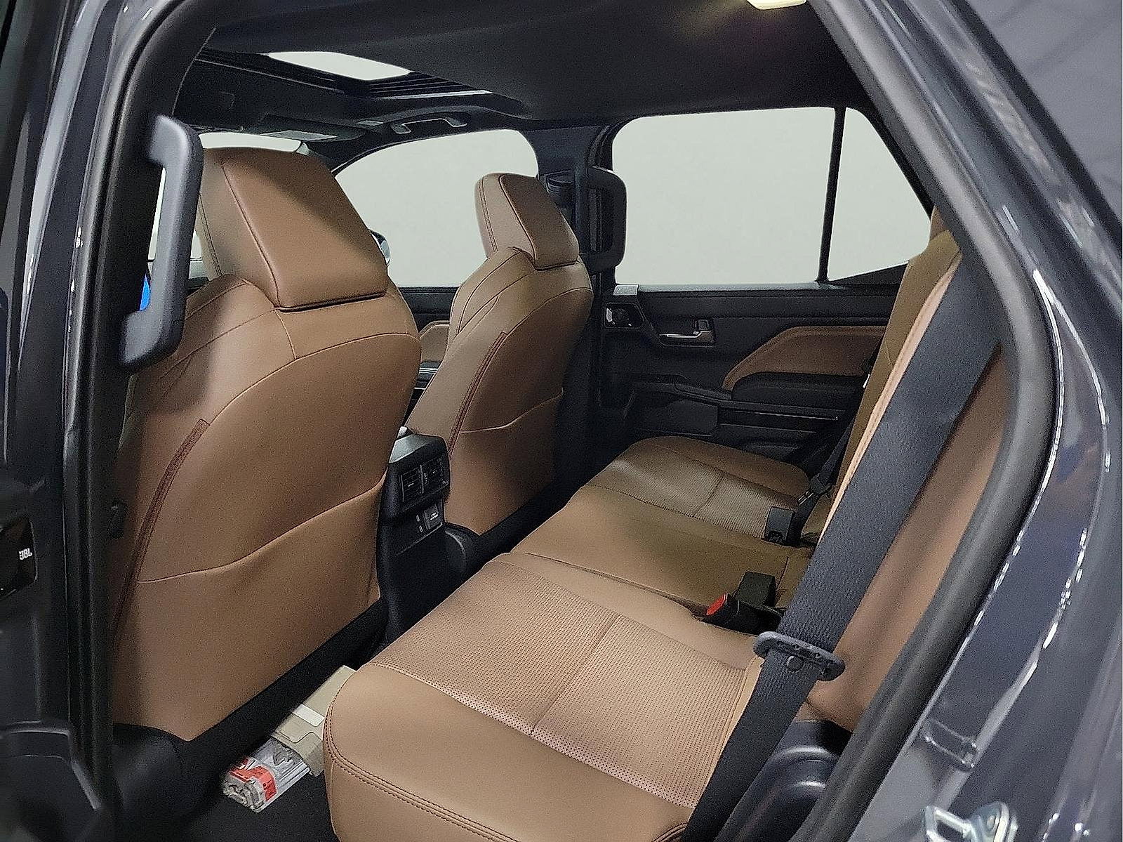 Certified 2025 Toyota 4Runner Limited image 9