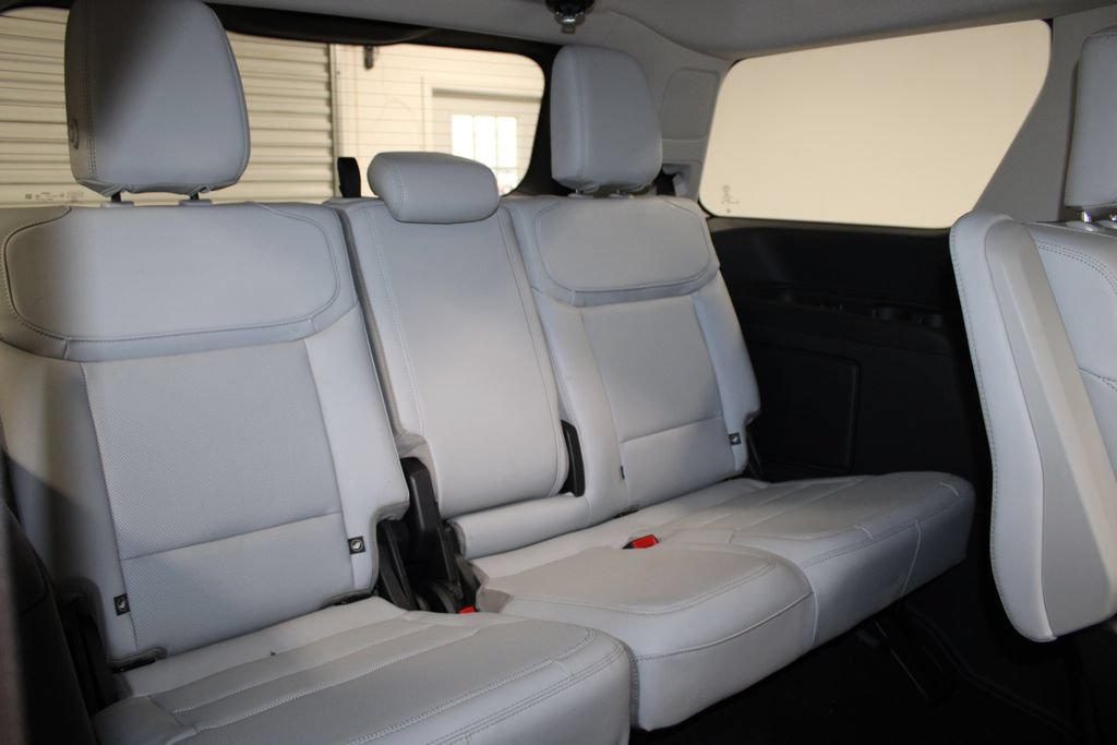 New 2027 Ford Expedition Platinum RWD image 33