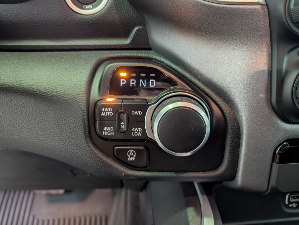 Used 2023 RAM 1500 Big Horn AWD/4WD image 24