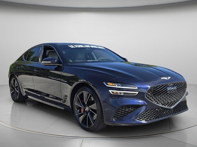Used 2023 Genesis G70 2.0T w/ Sport Prestige Package RWD image 9