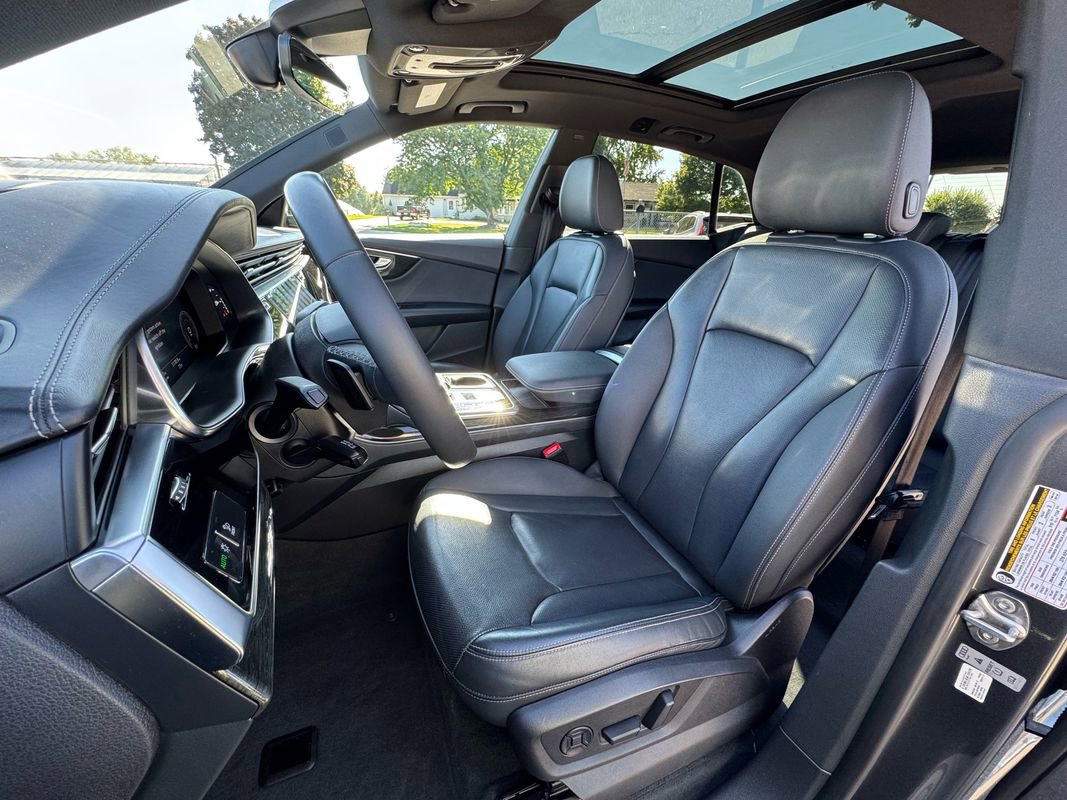 Used 2021 Audi Q8 Prestige image 22