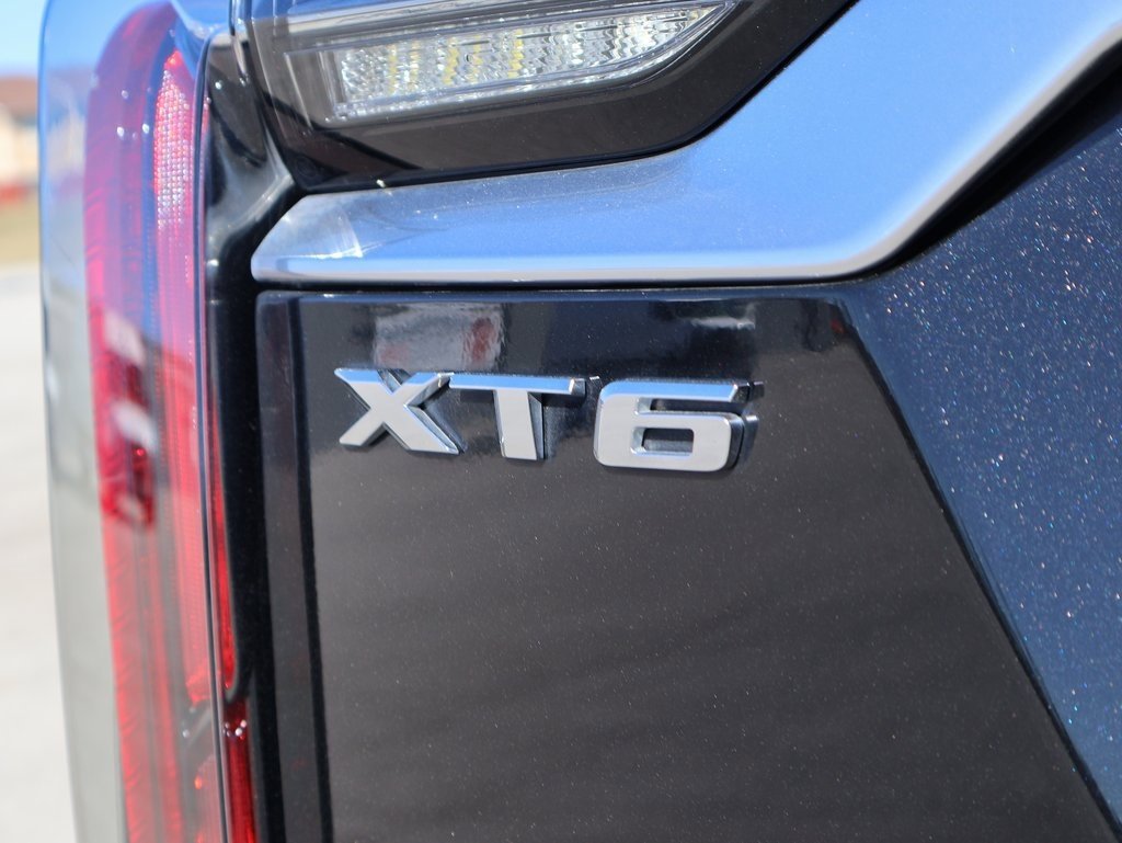 Used 2023 Cadillac XT6 Sport w/ Platinum Package image 8
