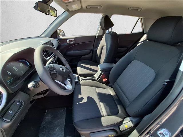 New 2026 Hyundai Venue SE FWD image 4
