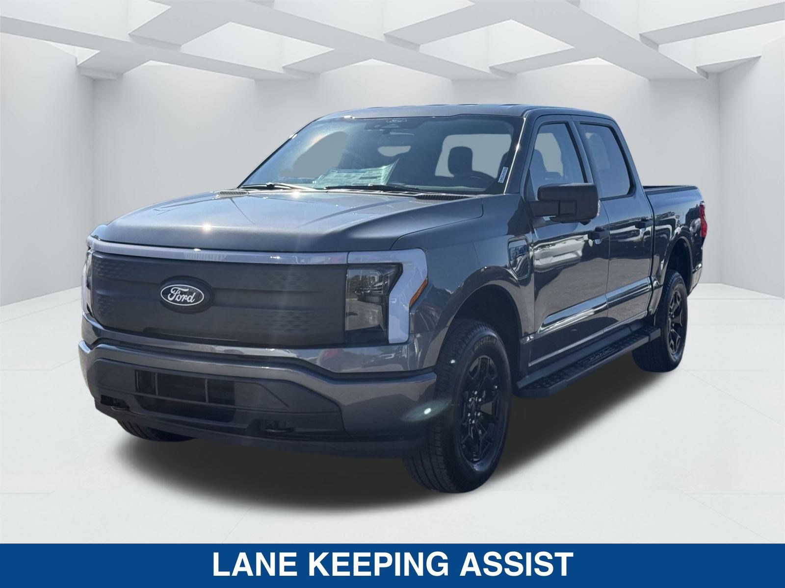 New 2025 Ford F150 Lightning XLT image 8