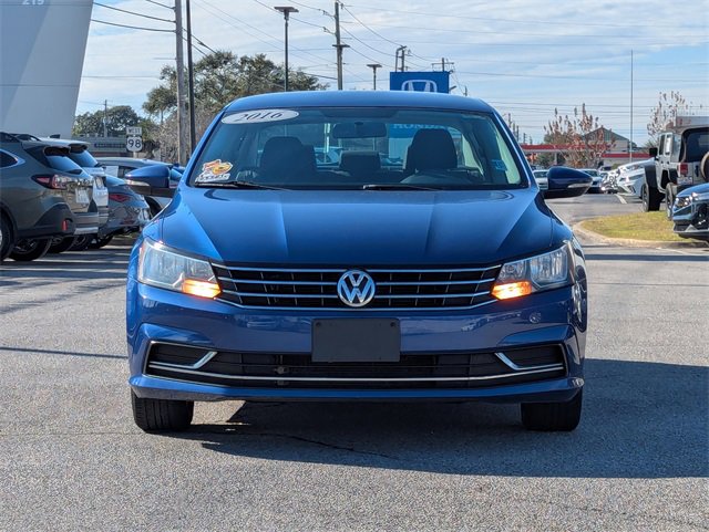 Used 2016 Volkswagen Passat 1.8T S image 9