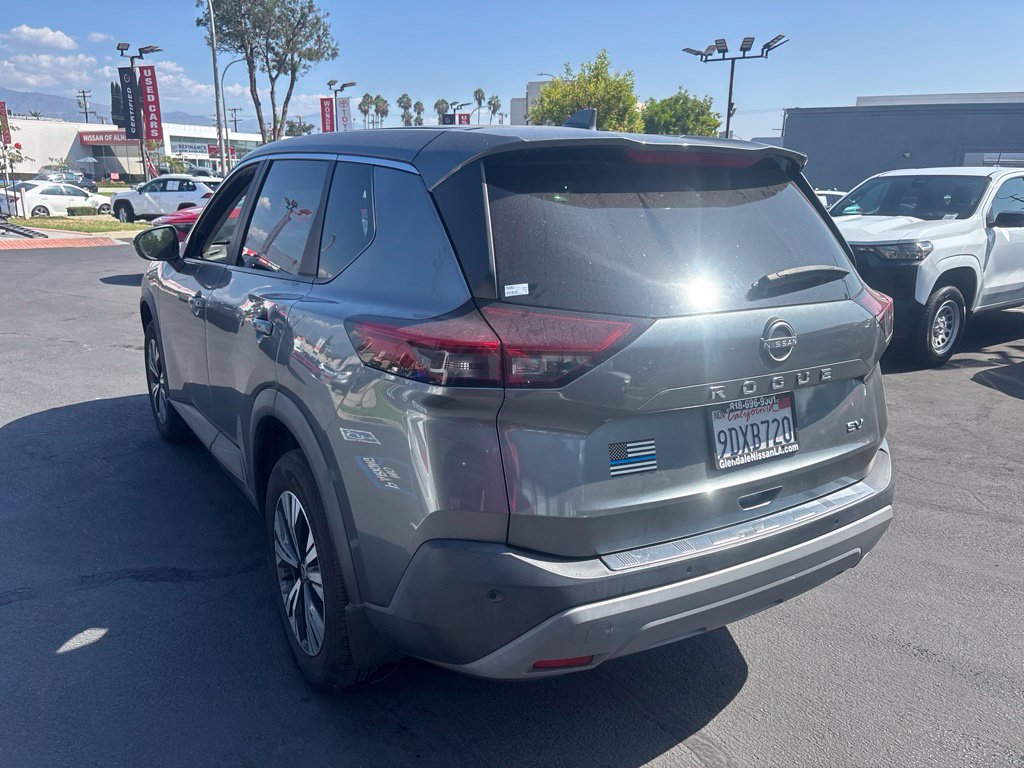 Used 2023 Nissan Rogue SV FWD image 6