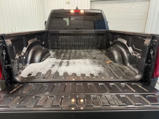 Used 2025 RAM 1500 Big Horn AWD/4WD image 9